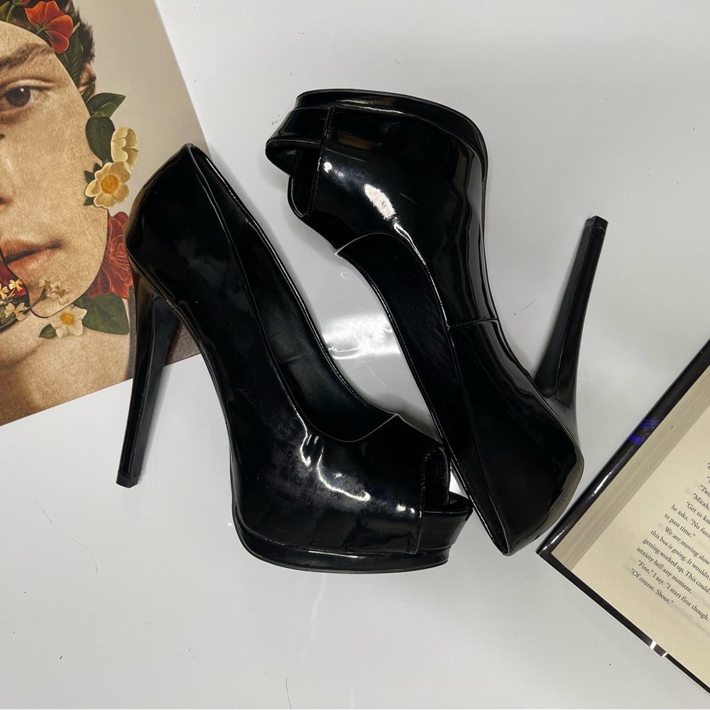 Qupid Black Pumps | Size 10 Women’s High Heel